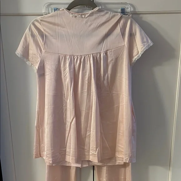 Vintage nylon pale peach pajama set, black slip and cream slip size S - Picture 11 of 13